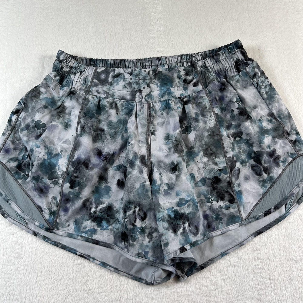 Lululemon Hotty Hot Shorts Womens 8 2.5 In Inseam Lined Floral Running Athletic